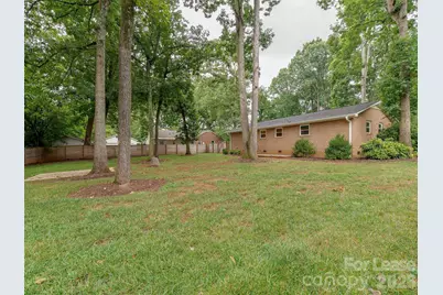 5646 Oak Drive, Charlotte, NC 28216 - Photo 29
