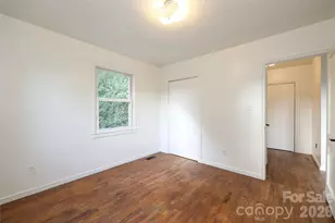 515 Wakefield Dr, Charlotte, NC 28209 - Photo 13