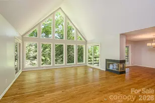 133 Forest View Dr, Flat Rock, NC 28731 - Photo 3