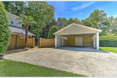 321 Circle Avenue, Charlotte, NC 28207 - Photo 15