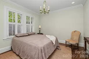 321 Circle Ave, Charlotte, NC 28207 - Photo 13