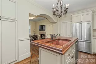 321 Circle Ave, Charlotte, NC 28207 - Photo 31