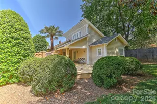 321 Circle Ave, Charlotte, NC 28207 - Photo 45