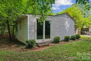 2224 Dundeen St, Charlotte, NC 28216 - Photo 23