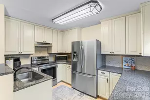 3104 Zion Church Rd, Hickory, NC 28602 - Photo 5