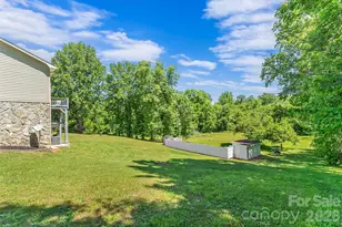 3104 Zion Church Rd, Hickory, NC 28602 - Photo 29