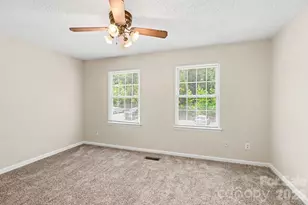 544 Lex Dr, Charlotte, NC 28262 - Photo 13