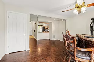 544 Lex Dr, Charlotte, NC 28262 - Photo 5