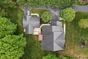 103 Berry Hill Dr, Hendersonville, NC 28791 - Photo 11