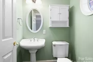 103 Berry Hill Dr, Hendersonville, NC 28791 - Photo 27