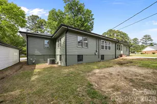 6109 Cora St, Charlotte, NC 28216 - Photo 29