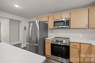 6109 Cora St, Charlotte, NC 28216 - Photo 15