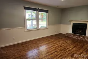 328 Swamp Fox Dr, Fort Mill, SC 29715 - Photo 7