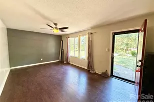 127 Sequoia Dr, Gastonia, NC 28052 - Photo 9
