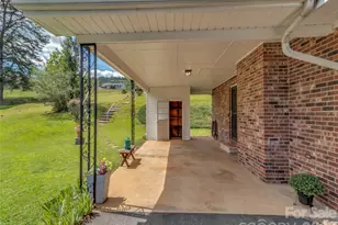 250 Reeves Cove Rd, Candler, NC 28715 - Photo 33