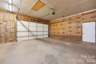 112 Robinette Ln, Statesville, NC 28677 - Photo 11
