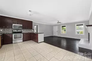 112 Robinette Ln, Statesville, NC 28677 - Photo 5