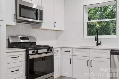 5423 Lantana Avenue, Charlotte, NC 28212 - Photo 11