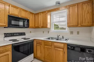 3005 Sagamore Ln, Asheville, NC 28806 - Photo 27