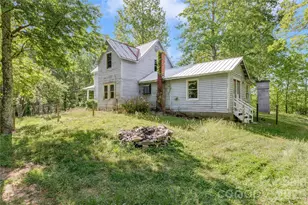 182 Wakti Ridge Rd, Saluda, NC 28773 - Photo 13