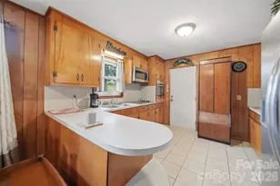 1329 33rd St SE, Conover, NC 28613 - Photo 7