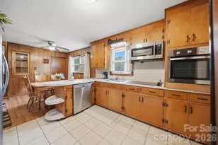 1329 33rd St SE, Conover, NC 28613 - Photo 5