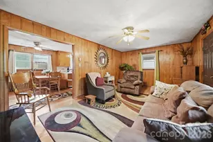 1329 33rd St SE, Conover, NC 28613 - Photo 3