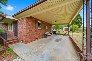 1329 33rd St SE, Conover, NC 28613 - Photo 27