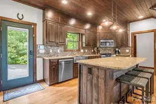 139 Picnic Point Rd, Lake Lure, NC 28746 - Photo 9