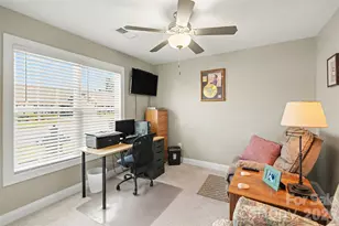 105 Oak Ridge Dr, Archdale, NC 27263 - Photo 5