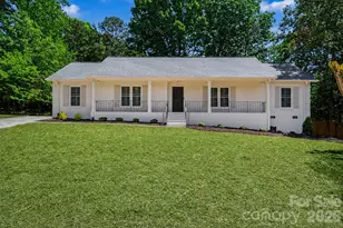 7806 Snowden Ln, Charlotte, NC 28270 - Photo 1