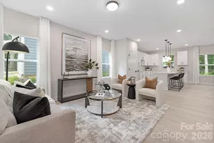 9222 Pinenoll Ln, Charlotte, NC 28215 - Photo 5