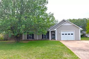 1016 Thorncrest Dr, Fletcher, NC 28732 - Photo 37