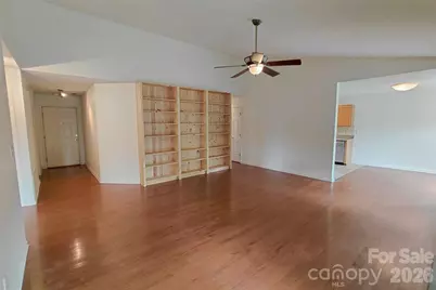 1016 Thorncrest Drive, Fletcher, NC 28732 - Photo 5