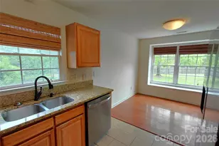 1016 Thorncrest Dr, Fletcher, NC 28732 - Photo 15