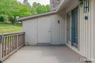 136 Deerlake Dr, Asheville, NC 28803 - Photo 29