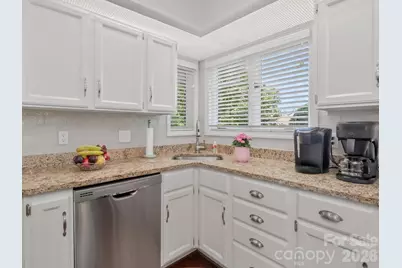 136 Deerlake Drive, Asheville, NC 28803 - Photo 19