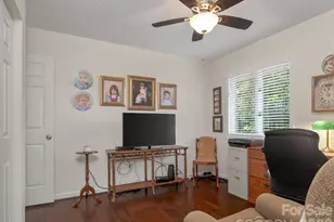 136 Deerlake Dr, Asheville, NC 28803 - Photo 5