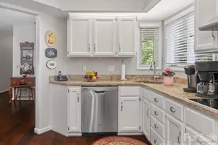 136 Deerlake Dr, Asheville, NC 28803 - Photo 21