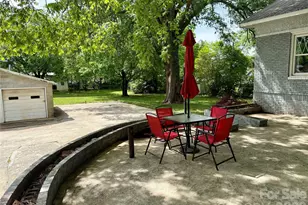 2709 N Main Ave, Newton, NC 28658 - Photo 41
