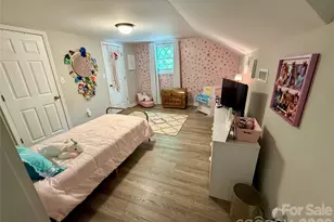 2709 N Main Ave, Newton, NC 28658 - Photo 27