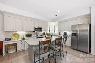 7014 Walton Heath Ln, Charlotte, NC 28277 - Photo 5