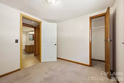8830 US 19W Highway, Burnsville, NC 28714 - Photo 15