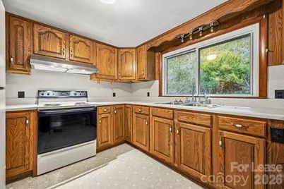 8830 US 19W Highway, Burnsville, NC 28714 - Photo 5