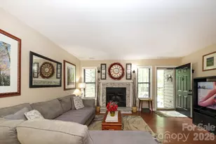 2772 Dogwood Hills Ct, Fort Mill, SC 29715 - Photo 3