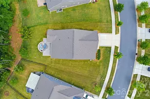 213 Picasso Trl, Mount Holly, NC 28120 - Photo 27