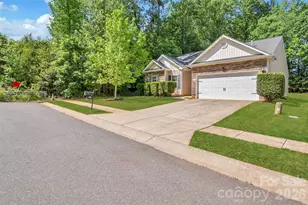 1314 Doby Springs Dr, Charlotte, NC 28262 - Photo 3