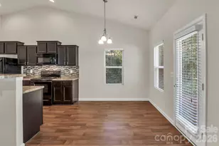 1314 Doby Springs Dr, Charlotte, NC 28262 - Photo 9