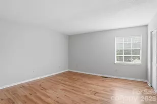 8846 Hunter Ridge Dr, Charlotte, NC 28226 - Photo 23