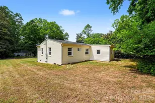 4065 Hiddenbrook Dr, Charlotte, NC 28205 - Photo 21